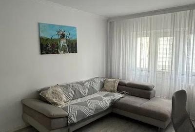 Apartament cu 2 camere semidecomandat, mobilat în Tineretului