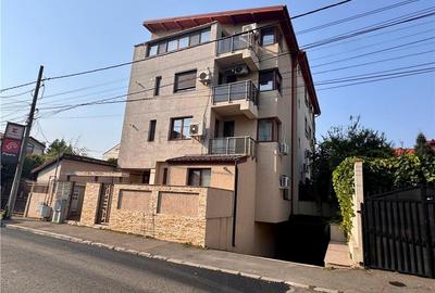Apartament cu 3 camere decomandat, mobilat în Aviației