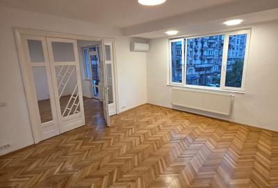 Apartament cu 3 camere decomandat, mobilat în Unirii