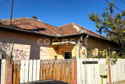 Casa de vanzare - necesita renovari - zona Iris / Pta 1 Mai - 10