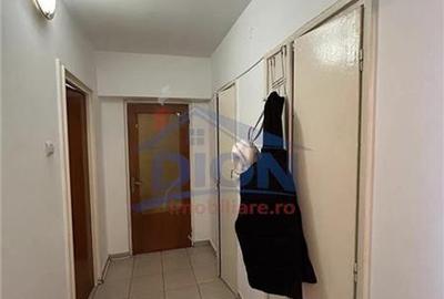 APARTAMENT 2 CAM, T.PALLADY   1DECEMBIE - 8