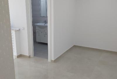 SPATIU STRADAL  DIRECT DE LA PROPRIETAR - 6