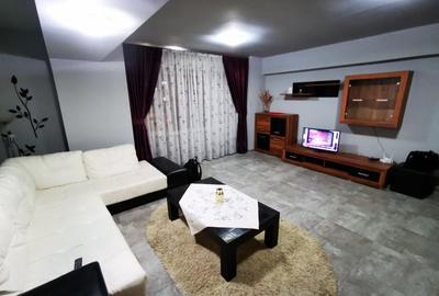 Apartament cu 2 camere semidecomandat în Podu Roș
