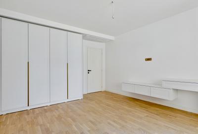 Vilă cu 6 camere | Suprafață utilă de 227 mp și terasă de 48 mp | Pipera - 11