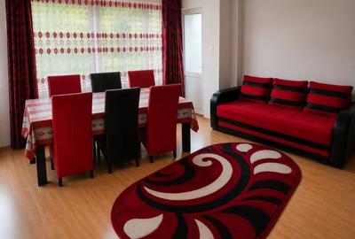 Apartament cu 3 camere semidecomandat, mobilat în Berceni