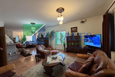 Casa Individuala, Piscina, Garaj Dublu, 4 dormitoare, Sauna, sala Fitness - 2