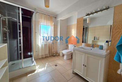 Elegant 2-Bedroom Penthouse Duplex with House-Like Feel - 18