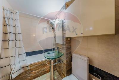 Apartament cu doua camere si loc de parcare in zona Micalaca - 10