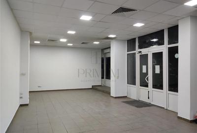 Spatiu comercial -  centrala proprie - zona excelenta - trafic pietonal - 2 acce - 1
