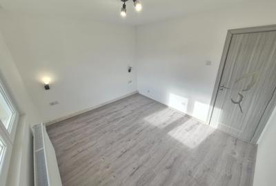 2Cam--Sagului-7 Min de Spitalul Judetean--Renovat--45MP-75.000 Euro!Neg - 8
