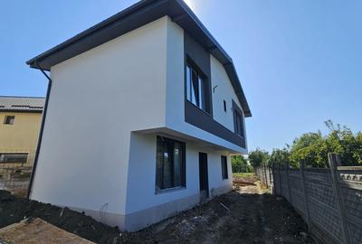Casa de vanzare 4 camere P+1E Ilfov Chiajna Militari Comision 0% - 6
