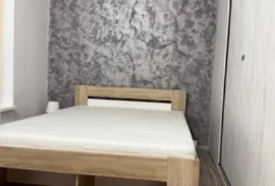 Apartament cu 2 camere semidecomandat în P-ța Romană