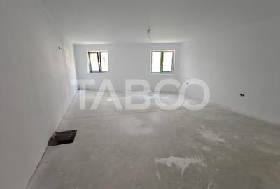 Casa spatioasa - aer curat si priveliste spre munti - teren 1203 mp - 29