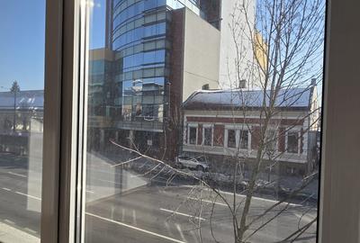 Apartament central, 21 Decembrie, renovat, prima inchiriere - 1