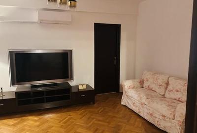 Apartament cu 3 camere decomandat, mobilat în Cișmigiu