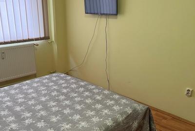 Vand apartament 2 camere decomandat in Deva, situat pe  Bld. Balcescu, etaj 2, - 2