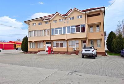 Birou, de 759.00 mp, în Mihăești
