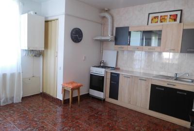 Chirie apartament 3 camere, zona linistita - 3