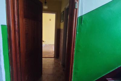 Apartament liber, et. 1, Scoala 8. Disponibil acum. - 14