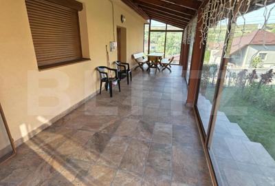 Casa individuala de vanzare, D+P+M, 160 mp, teren 250 mp, zona Criseni - 13