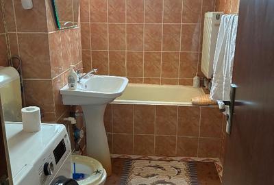 Apartament central 4 camere Pucioasa, vis-a-vis Profi - 8