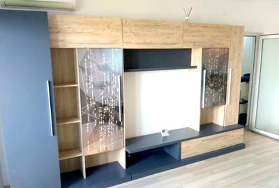 Apartament cu doua camere, decomandat - Bd. Unirii, scoala nr. 10 - 1