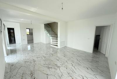 Duplex cu 4 camere în Moșnița Veche