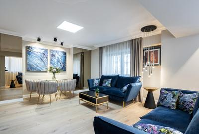 Apartament cu 4 camere decomandat, mobilat în Victoriei