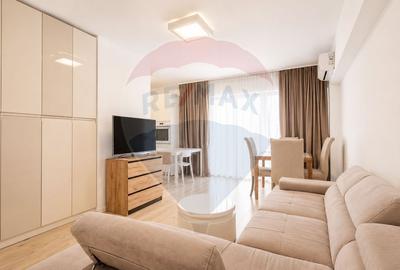 Apartament cu 3 camere semidecomandat, mobilat în Pipera