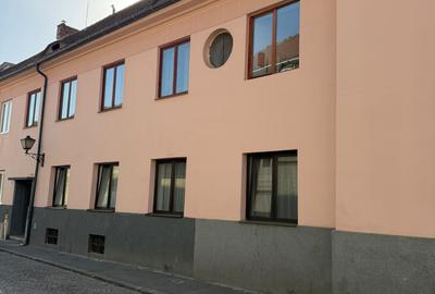 Apartament cu 2 camere în Orașul de Jos