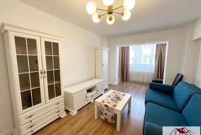 Apartament cu 3 camere decomandat în Cetate