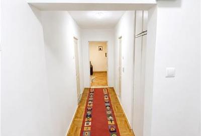 Apartament 2 camere decomandat Judetean, str. Zizinului - 6