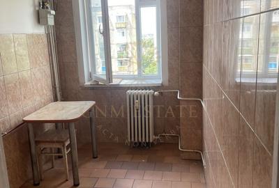 2 Camere Et.8/10 Bloc Reabilitat Metrou Raul Doamnei - 3