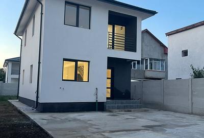 Casă individuală cu 3 camere în Glina