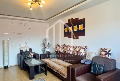 Apartament cu 3 camere decomandat, mobilat în Exterior Vest