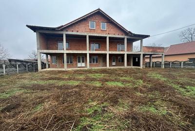 Casa la rosu, 600mp utili, 1150mp teren, Comuna Mihalt - 2