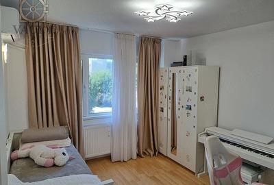 Apartament cu 4 camere decomandat, mobilat în Pantelimon