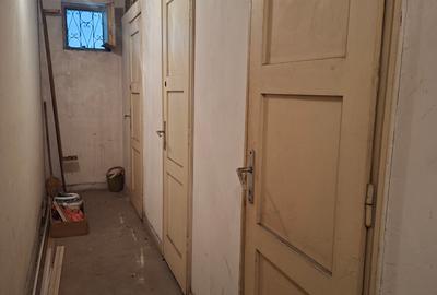 De vanzare 4 camere (Carpati) - 15