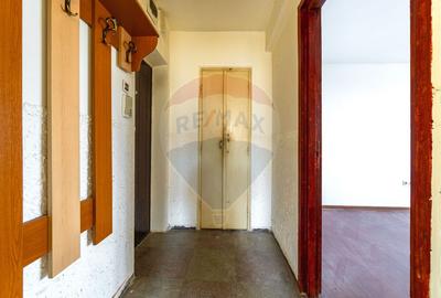 Apartament 2 camere | Codlea | DE RENOVAT | COMISION 0% - 12