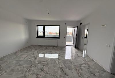 Casa la sol 3 camere,  in spate la Penny, Valu lui Traian, - 10