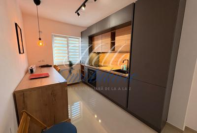 Apartament cu 2 camere semidecomandat, mobilat în Florești