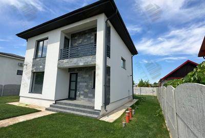 Casă individuală cu 4 camere în Berceni
