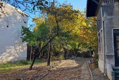 Super ocazie, teren 900 mp  cu casa renovabila / demolabila,  zona AFIl Ploiesti - 1