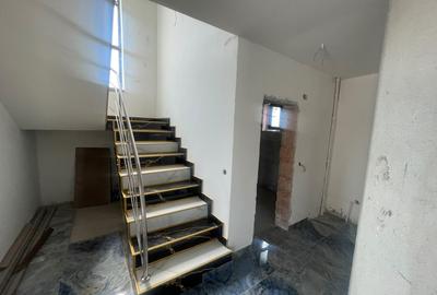 CASĂ SEMIFINISATĂ | 200 MP UTILI | 500 MP TEREN | ZONA BĂRĂBANȚ - 7