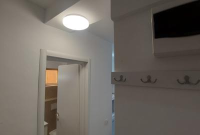 STUDIO DUBLU CU CURTE PROPRIE  | recent renovat, metrou 12 minute - 12
