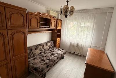 Apartament cu 3 camere decomandat, mobilat în Dristor