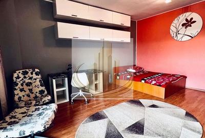 Garsonieră decomandată, mobilată în Complex Studențesc