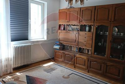 3 camere | 61 mp | Vizavi de Gara de Nord | Etaj 4 | Vedere liberă - 7