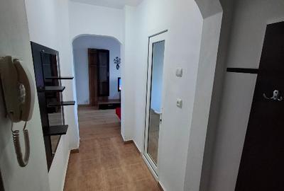 Apartament cu 2 camere semidecomandat în Tomis Nord
