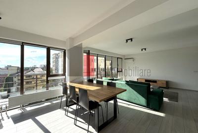 Apartament cu 3 camere decomandat, mobilat în Calea Călărașilor